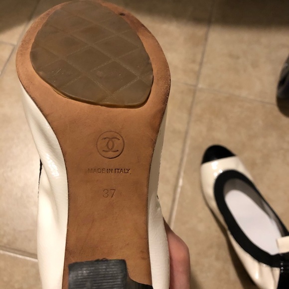 Chanel shoes - Picture 3 of 11